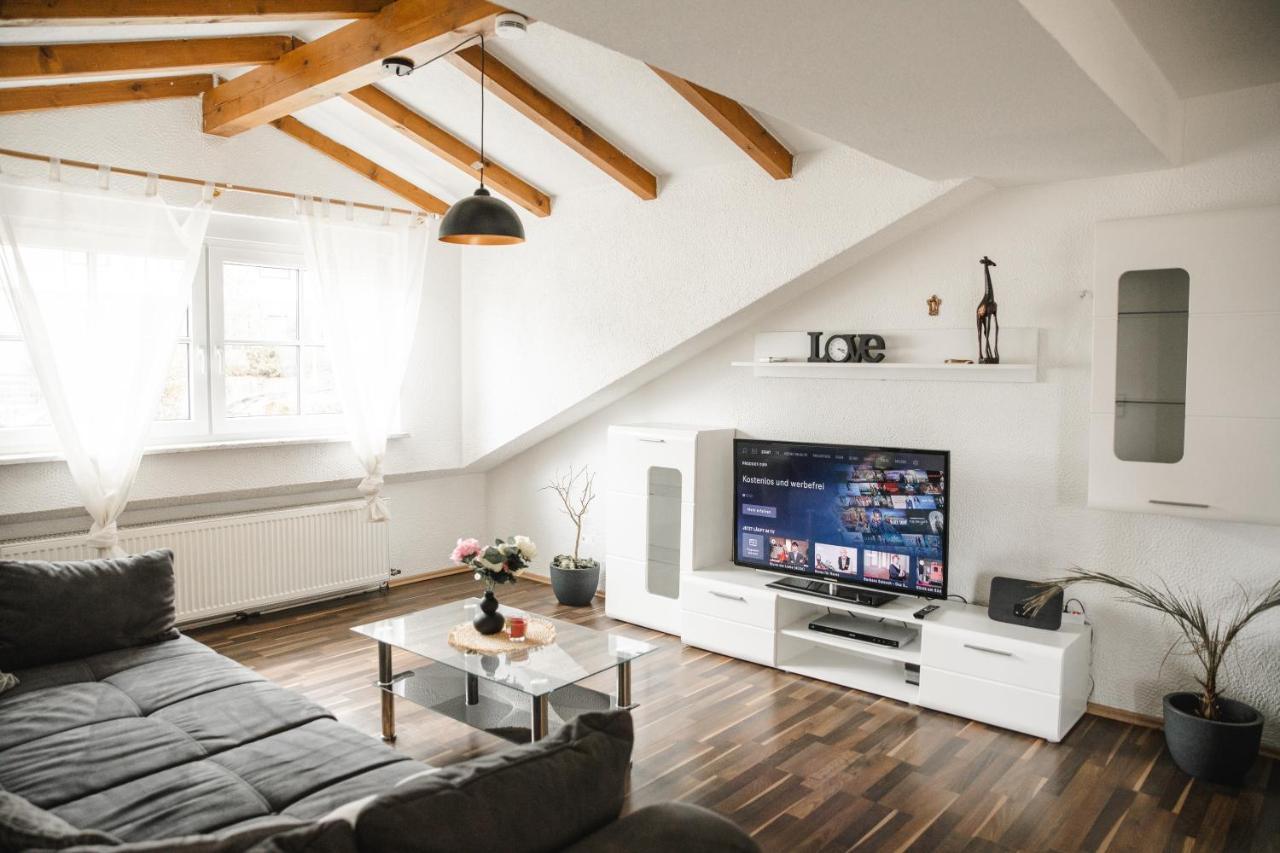 Modernes Apartment Mit Top Ausstattung Und Kamin Im Oberpfaelzer Seenland Nittenau Exterior photo